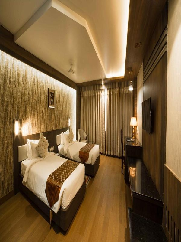 Costa Riviera Hotel Varanasi Ngoại thất bức ảnh