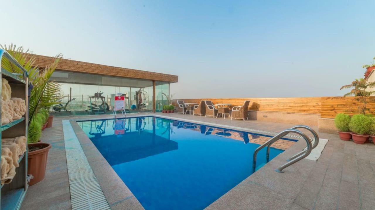 Costa Riviera Hotel Varanasi Ngoại thất bức ảnh