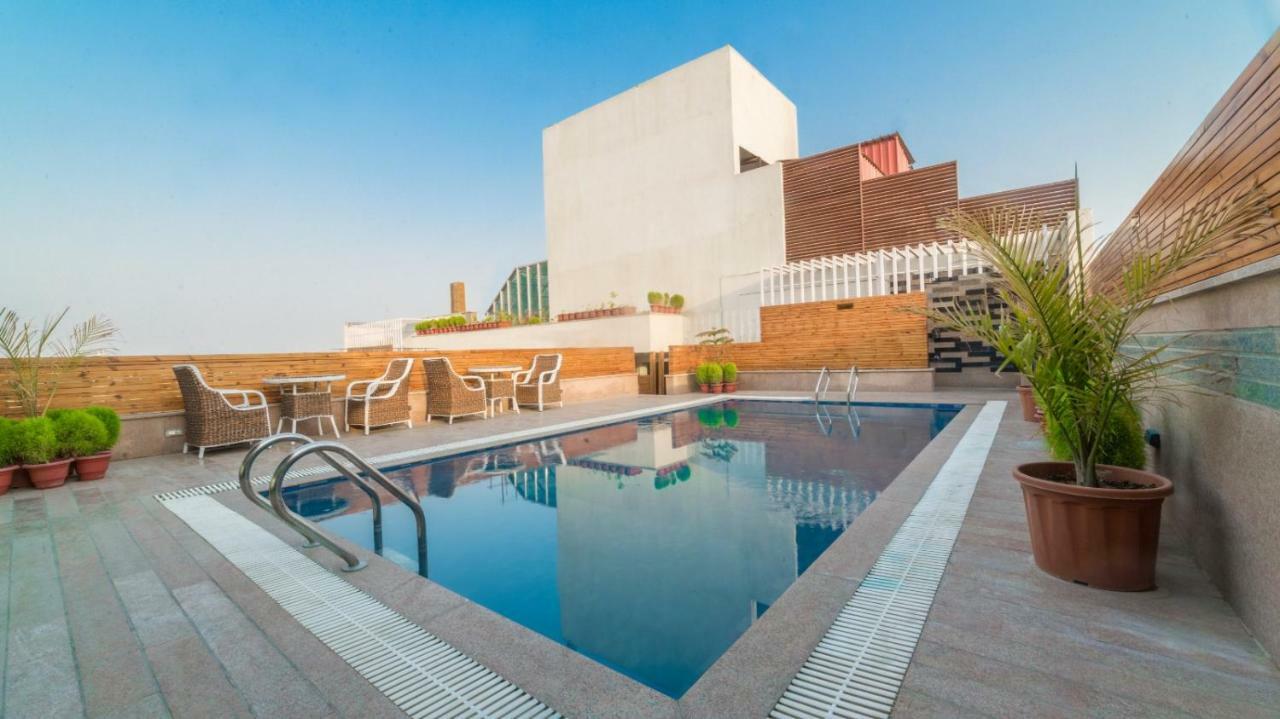 Costa Riviera Hotel Varanasi Ngoại thất bức ảnh
